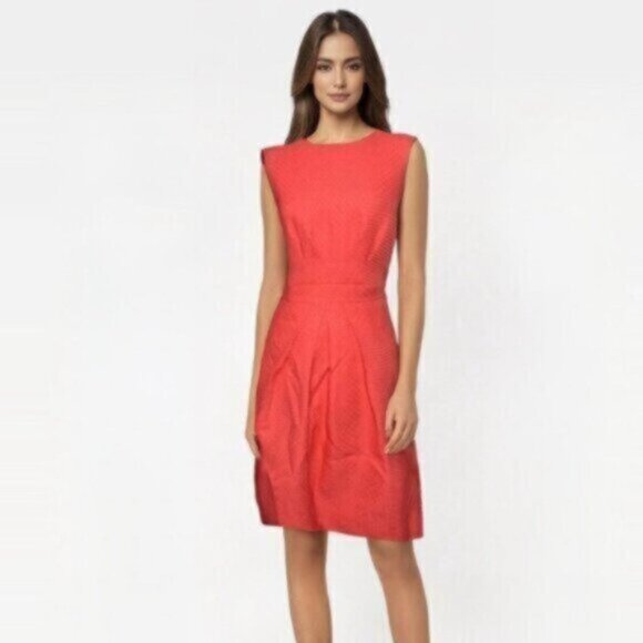 Tahari Dresses & Skirts - Tahari Coral sleeveless Sheath Fit & Flare Knee Length Office Dress